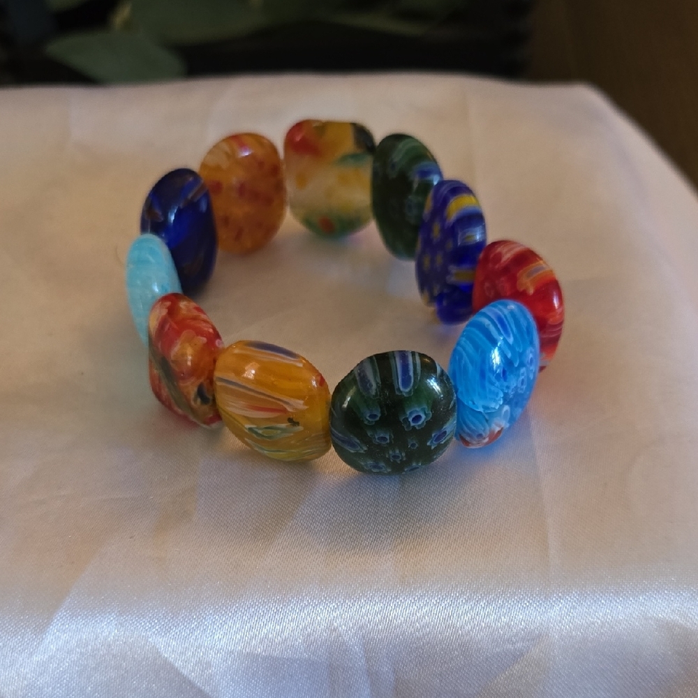 Multicolor Glass Bead Stretch Bracelet.